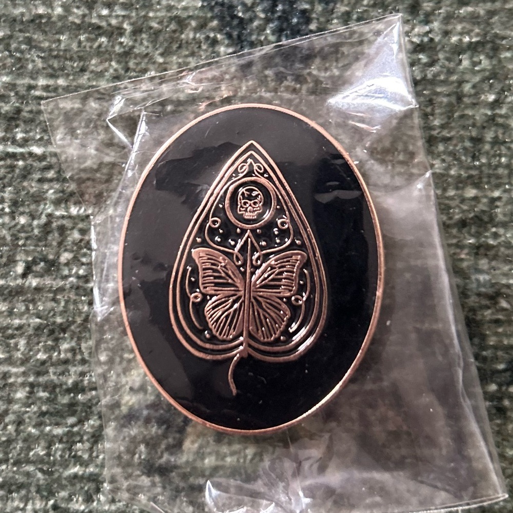 New black ouija board planchette enamel pin, occult halloween